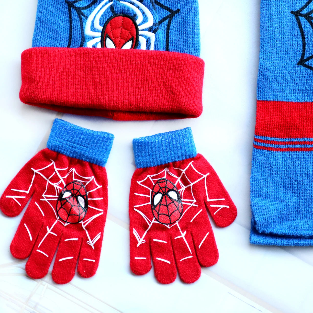 Spiderman Classics Cartoon Scarf Hat Glove Sets