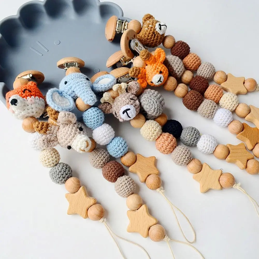 Anti-Drop Beech Wood Baby Pacifier Clips