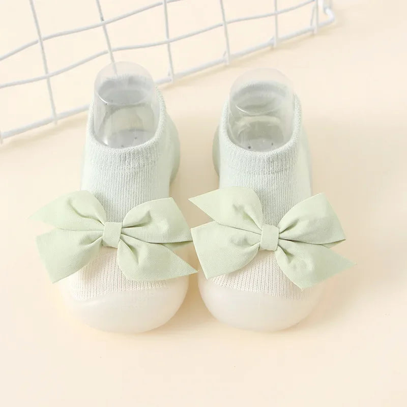 Soft Rubber Sole Child Floor Sneaker