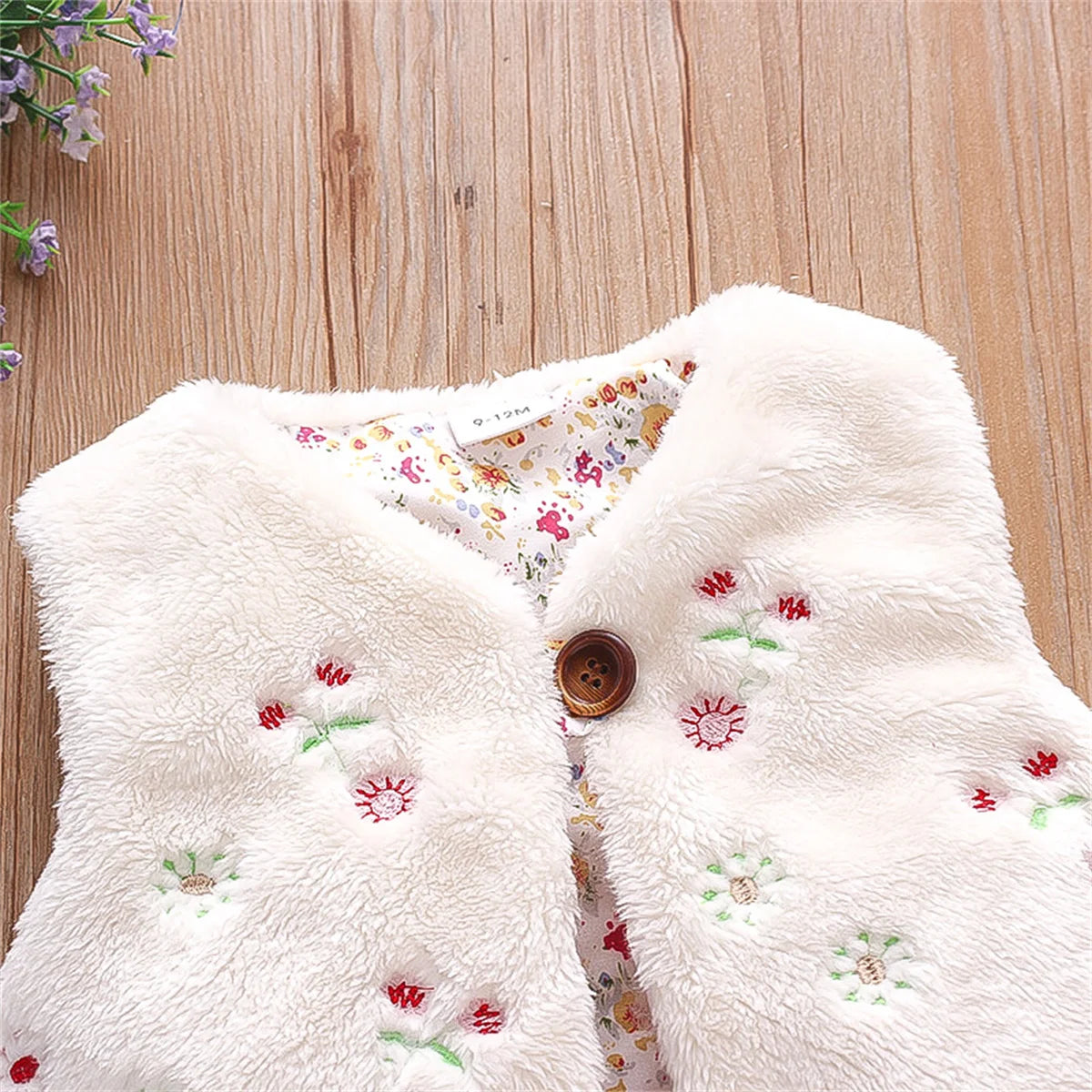 Sleeveless Girls' Fur Sweet Flower Embroidery Top